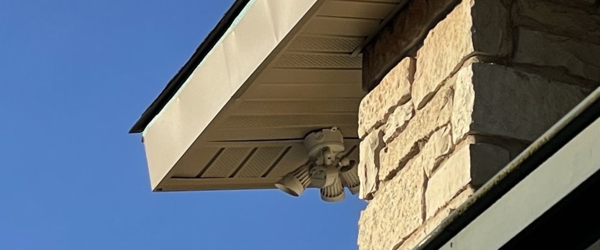 Crystal Lake Short Sale Real Estate: Why Hiring A Gutter And Downspouts Contractor Matters